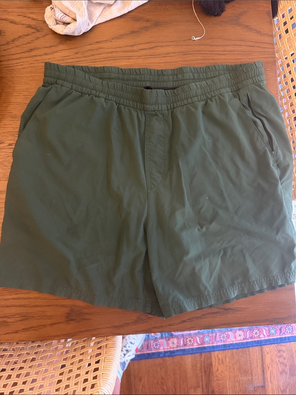 Men's Green outdoor voices Shorts size M
